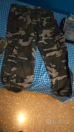 pantaloni mimetici e sportivi 