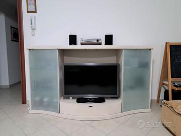 Mobile TV base curva