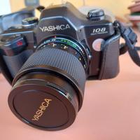 macchina fotografica Yashica 