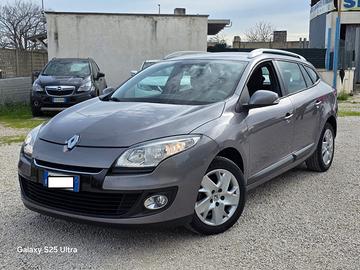 Renault Mégane 1.5 dCi 110CV SporTour Live 2013