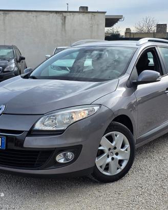 Renault Mégane 1.5 dCi 110CV SporTour Live 2013