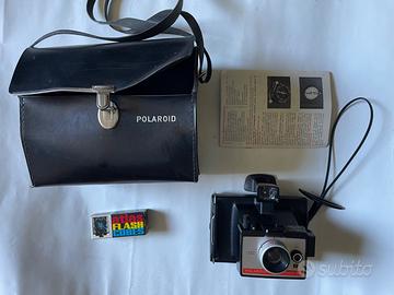 Polaroid Color pack 80 + custodia + Flash