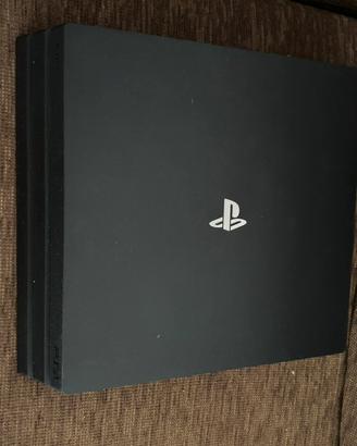 Ps4 Pro 1tb + giochi