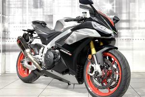 Aprilia RSV4 1100