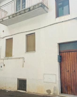 Casa su due livelli a pomarico