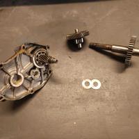 ingranaggi e copri ingranaggi booster prima serie