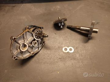 ingranaggi e copri ingranaggi booster prima serie