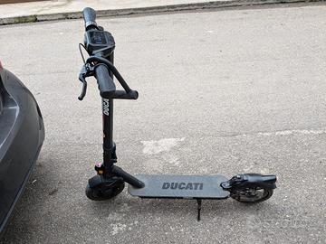 monopattino ducati pro plus II