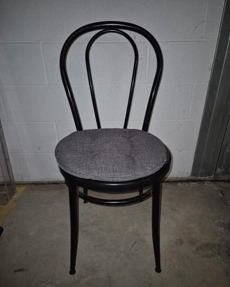 Sedie stile viennese complete di cuscino