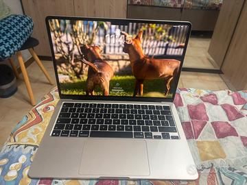 Apple macbook air13” m4 2025