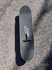 Skateboard Sefulim usato