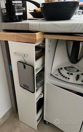 Carrello da cucina