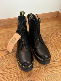 Scarponcini modello Dr. Martens