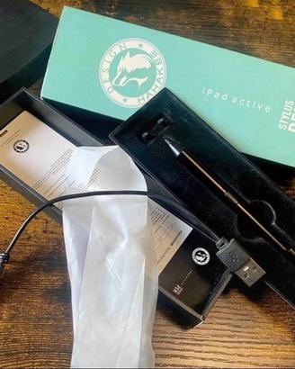 Penna stylus attiva