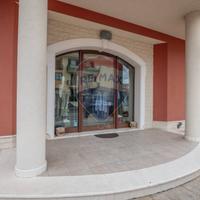 Locale Commerciale - Francofonte