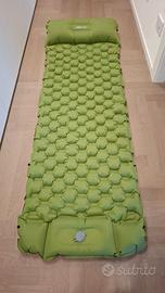 Materassino gonfiabile con pompa incorporata, top