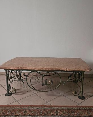 Tavolino da salotto o esterno