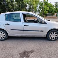 Renault Clio 3 serie 1.5 dci