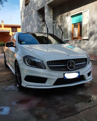 MERCEDES  BENZ A 180 CDI PREMIUM 