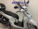honda-sh-300-i-abs