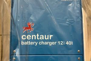 Caricabatterie Victron Centaur 12V 40A NUOVO