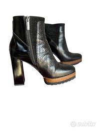 Stivaletti con taco Guido Sgariglia