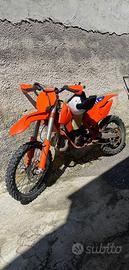 KTM 125 2016