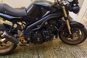 Triumph Speed Triple 1050 - 2005