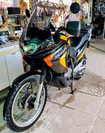 Transalp 650 .