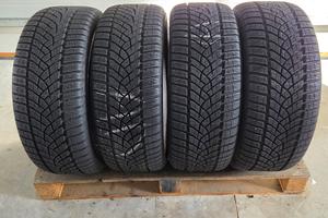 4 gomme Goodyear 235 50 18 Invernali