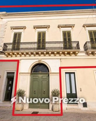 Palazzo / Stabile di 289 m² con più di 5 locali a 