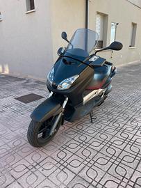 Xmax 250