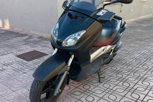 Xmax 250