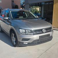 Volkswagen Tiguan 2.0 TDI SCR 4MOTION Business Blu