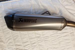 AKRAPOVIČ TITANIO CROSSTOURER