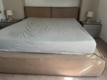 Letto matrimoniale contenitore con rete