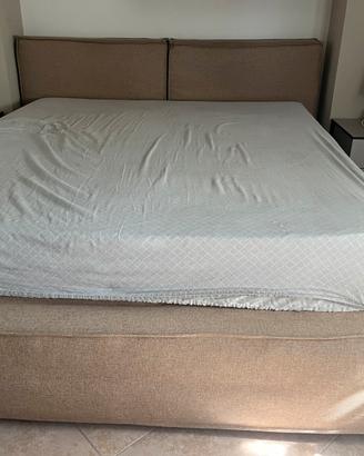 Letto matrimoniale contenitore con rete