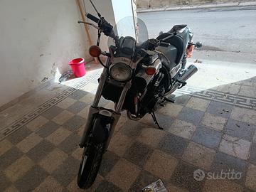 Yamaha V max 1200