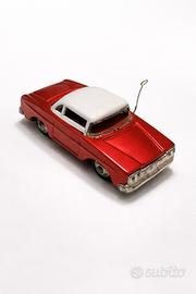 tin Toy anni 70 a frizione macchinina sedan vintag