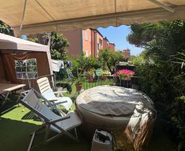 Varazze appartamento su 2 piani con giardino