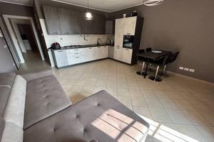 Appartamento di 90 m² con 3 locali e box auto a Ca
