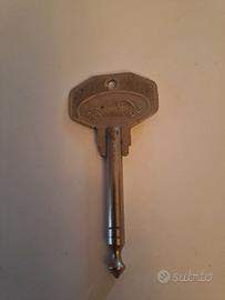 Originale  Chiave a Chiodo per Vetture anni '30