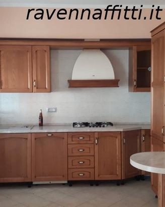 Porto fuori, villa tre camere 950