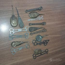 Oliatori e chiavi marcati per bici d'epoca
