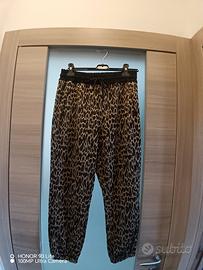 pantaloni 