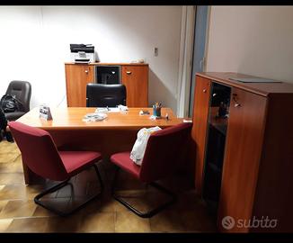 MOBILI PER UFFICIO