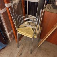 Tavolo cucina con 2 sedie in metallo