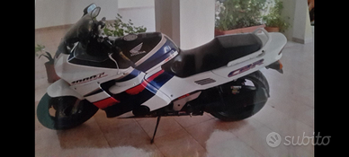 Honda cbr 1000f 93