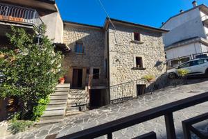 Casa nerito di crognaleto da ristrutturare