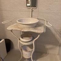 Mobile da bagno vintage